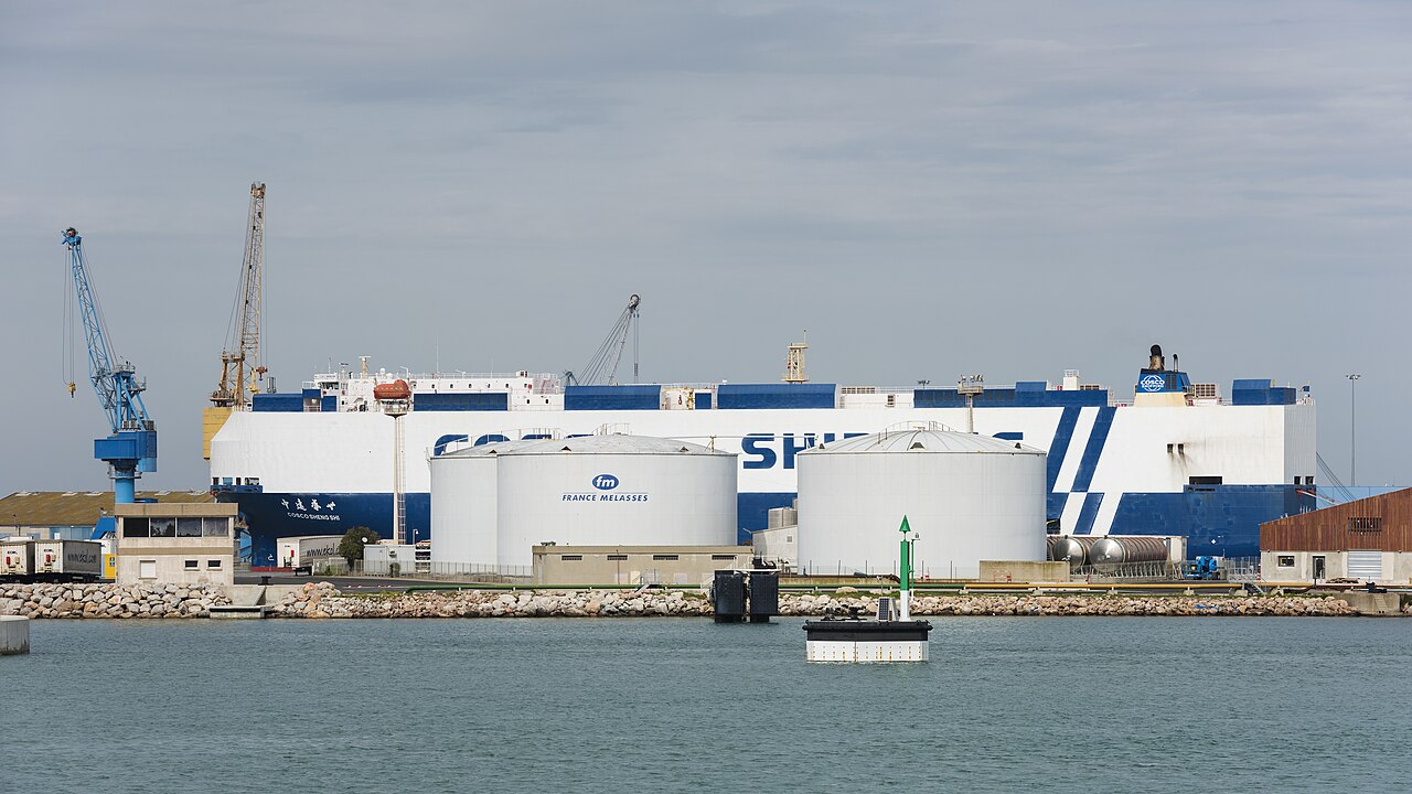 Cosco Shengshi (ship, 2011), Sète.jpg